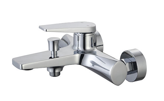 Baño de palanca única o ducha mezclador baño de cobre cromo grifo de agua fría y caliente diseñado OEM moderno