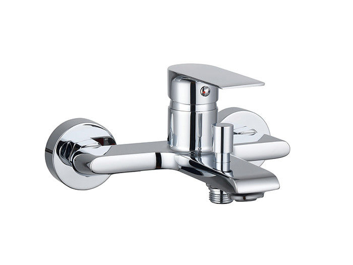 Baño de palanca única o ducha mezclador baño de cobre cromo grifo de agua fría y caliente diseñado OEM moderno
